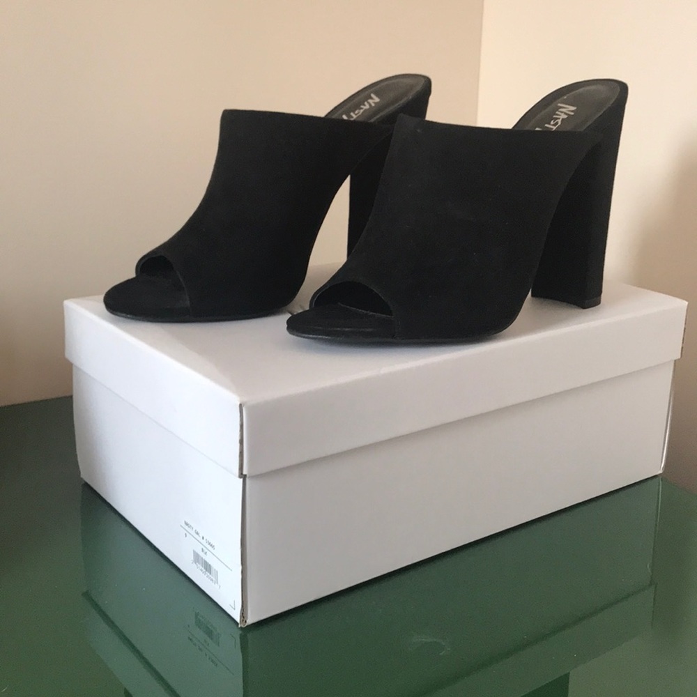 NASTY GAL Peep-toe Mules
